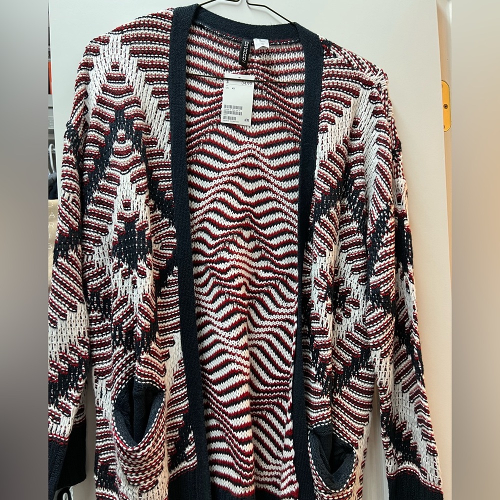 NWT H&M red white and blue cardigan - small